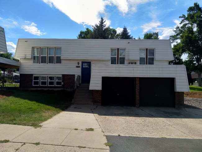 Foto del edificio - 8840 W Jewell Ave