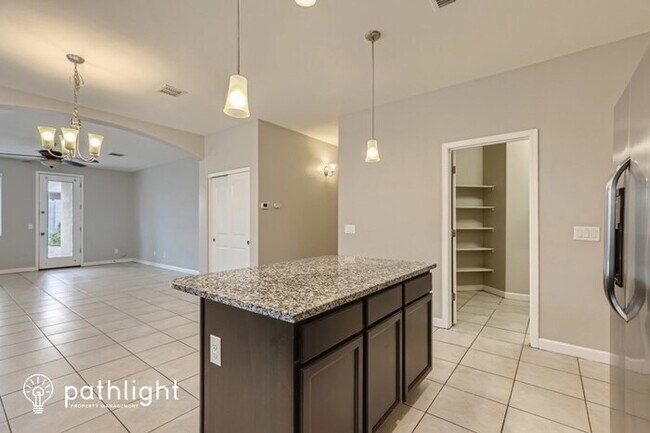 Building Photo - 23864 W Magnolia Dr, Buckeye, AZ, 85326