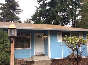 Building Photo - 7916 Sunset Terrace Ln W