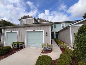 Building Photo - 336 Aralia Ln