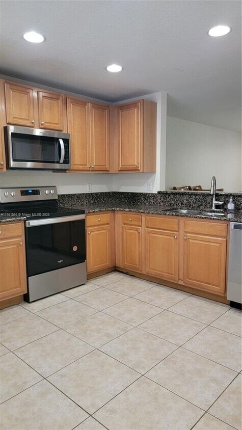 Primary Photo - 5923 Manchester Way