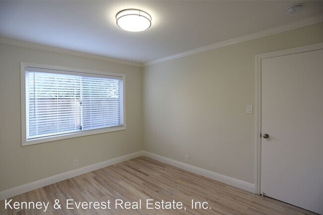 Building Photo - 1 br, 1 bath House - 400 Orange #105