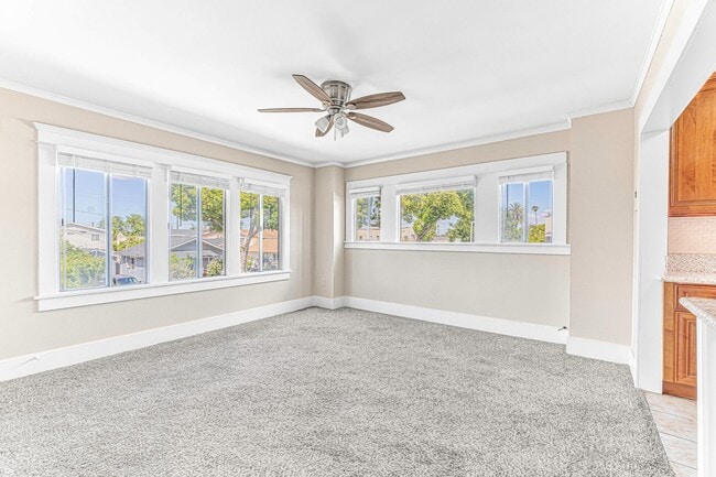 Building Photo - 1460 Gaviota Ave