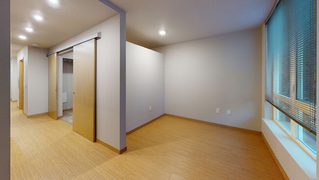 Interior Photo - Lightbox