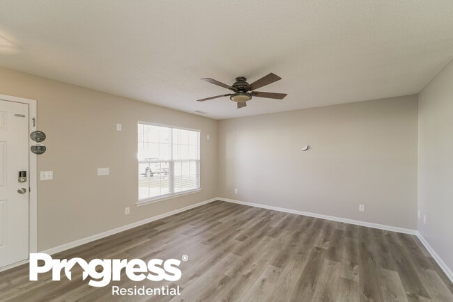 Building Photo - 1109 Meadowbrook Ln SW