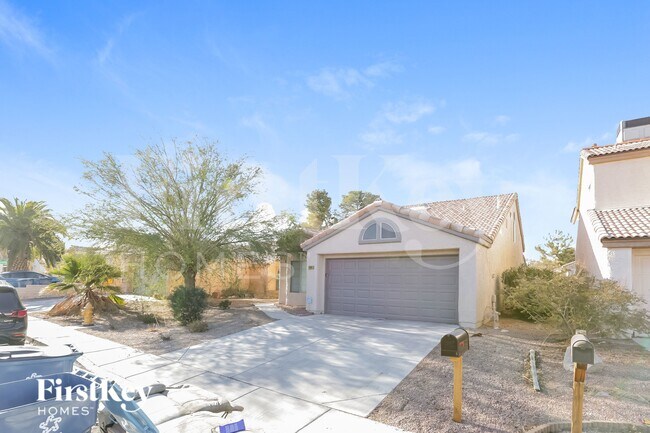 Foto del edificio - 7090 Orange Grove Ln