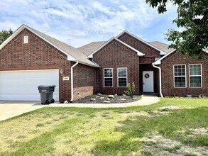 Building Photo - 4904 Caddo Creek Ct