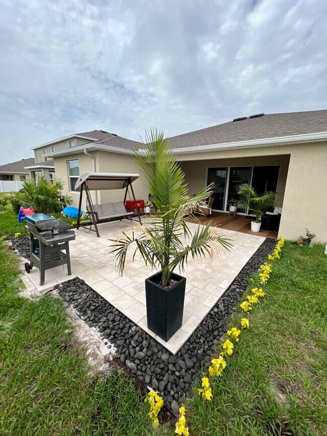 Foto del edificio - 8339 SW 59th Ter