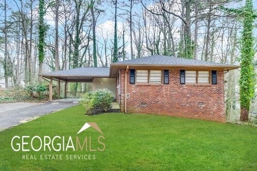 Foto del edificio - 3166 Cloverhurst Dr