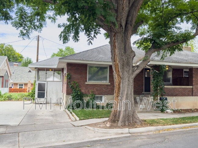 Building Photo - 1134 S McClelland St