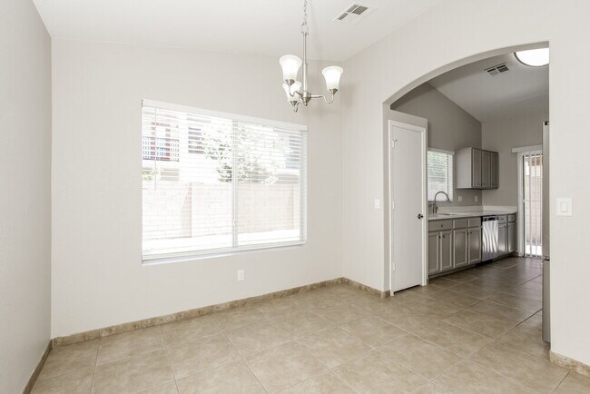 Foto del edificio - 20211 N 31st St