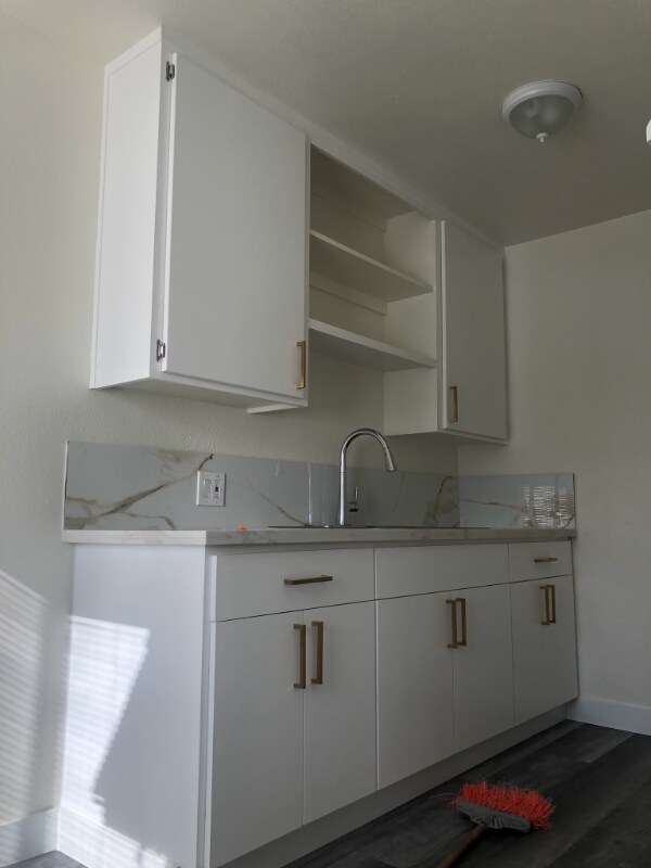 Foto del edificio - 1742 Henderson Ave