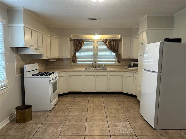 Foto del edificio - 3124 48th St