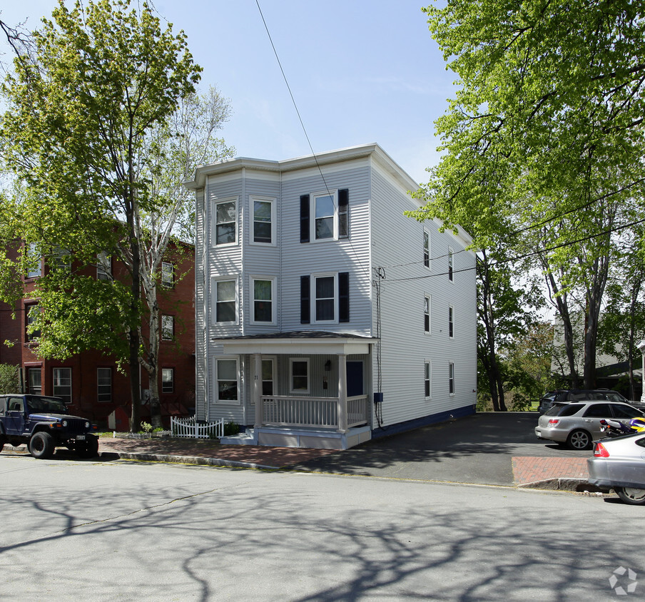 Primary Photo - 21 Grant St