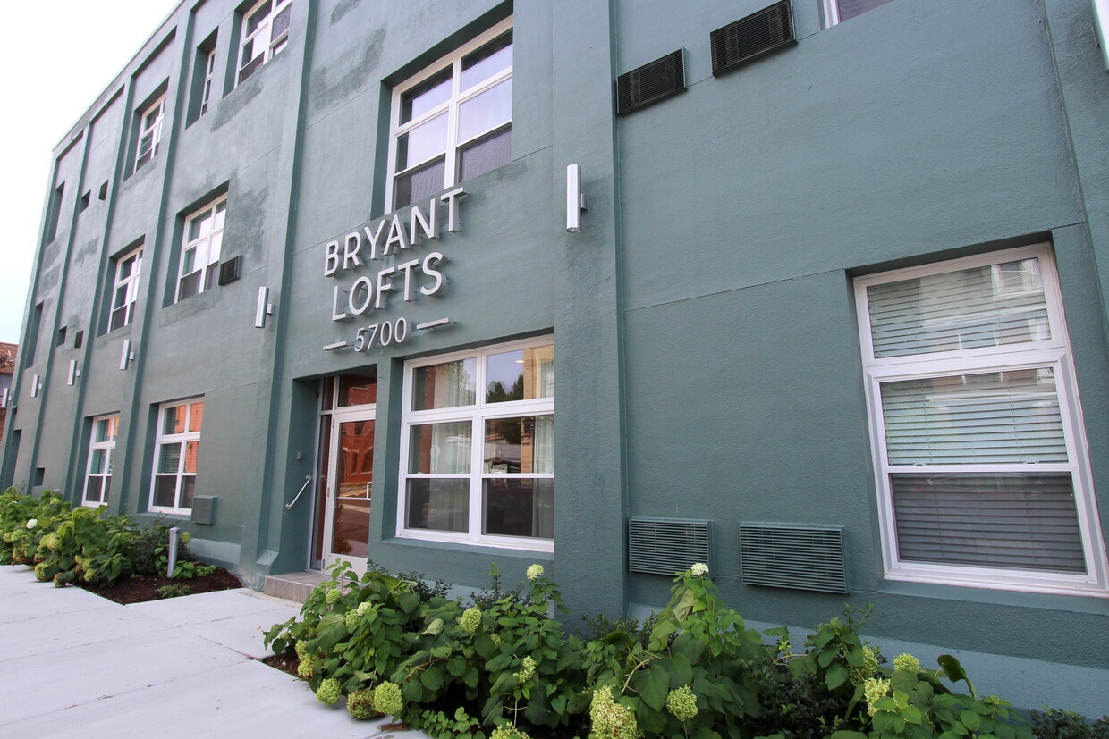 Bloomfield Apartments Apartments in Pittsburgh, PA