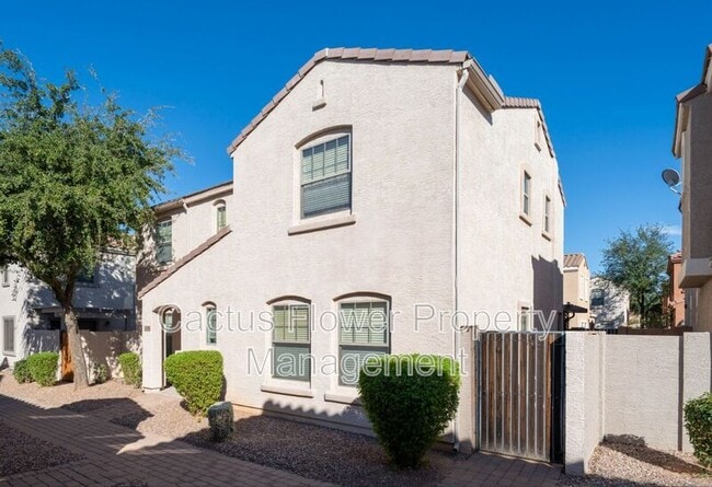 Photo - 2721 E Bart St House