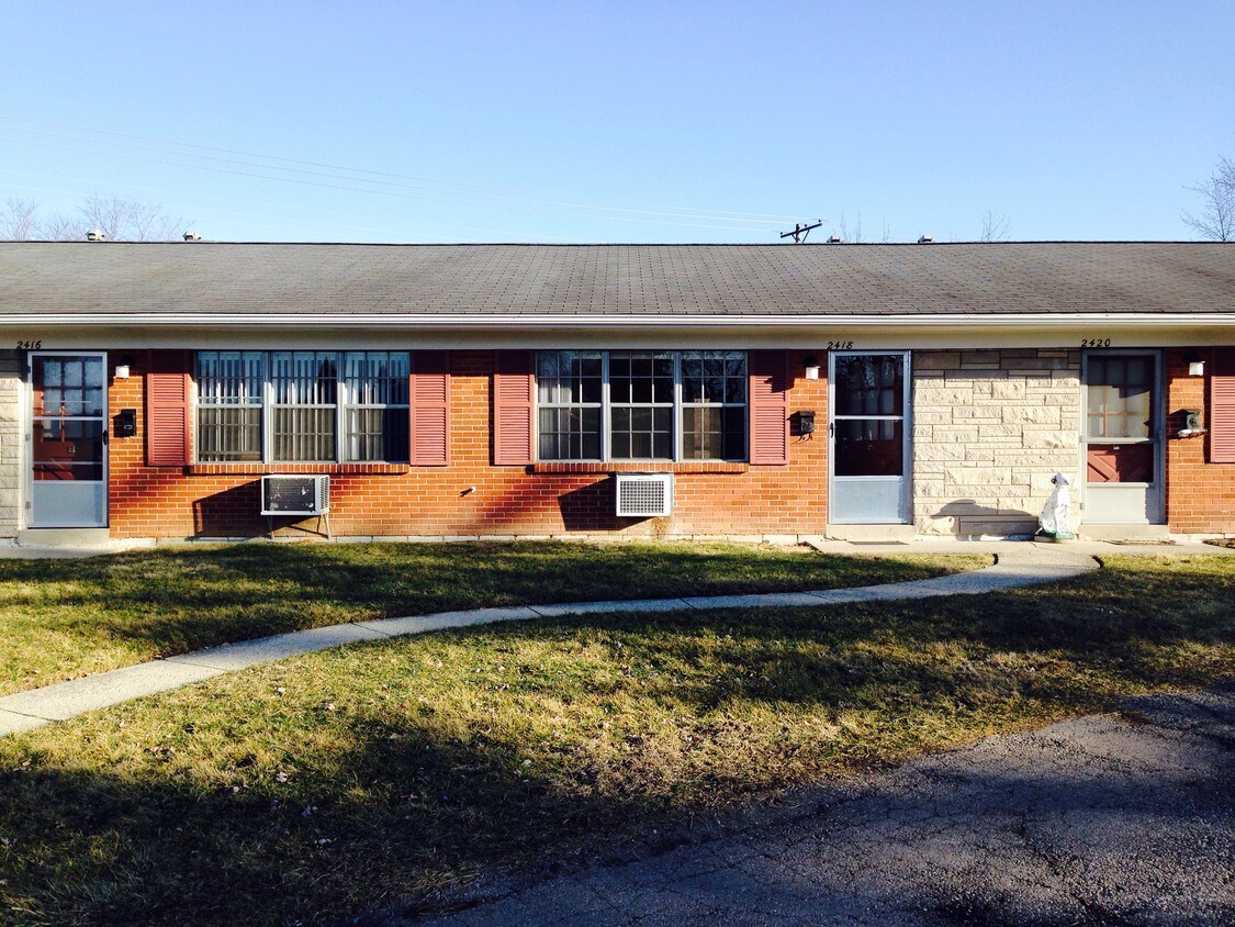 2418 Broadmoor Dr, Kettering, OH 45419 Apartments in Kettering, OH