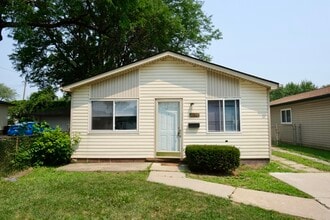 Building Photo - 20341 Rosedale St