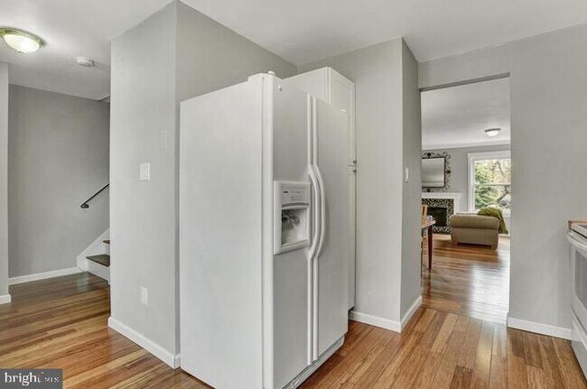 Foto del edificio - 94 Blueridge Ct