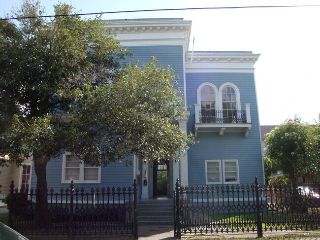 Foto del edificio - 1436 Josephine St