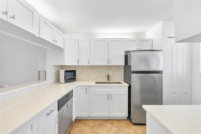 Photo - 5300 NE 24th Terrace Apartment