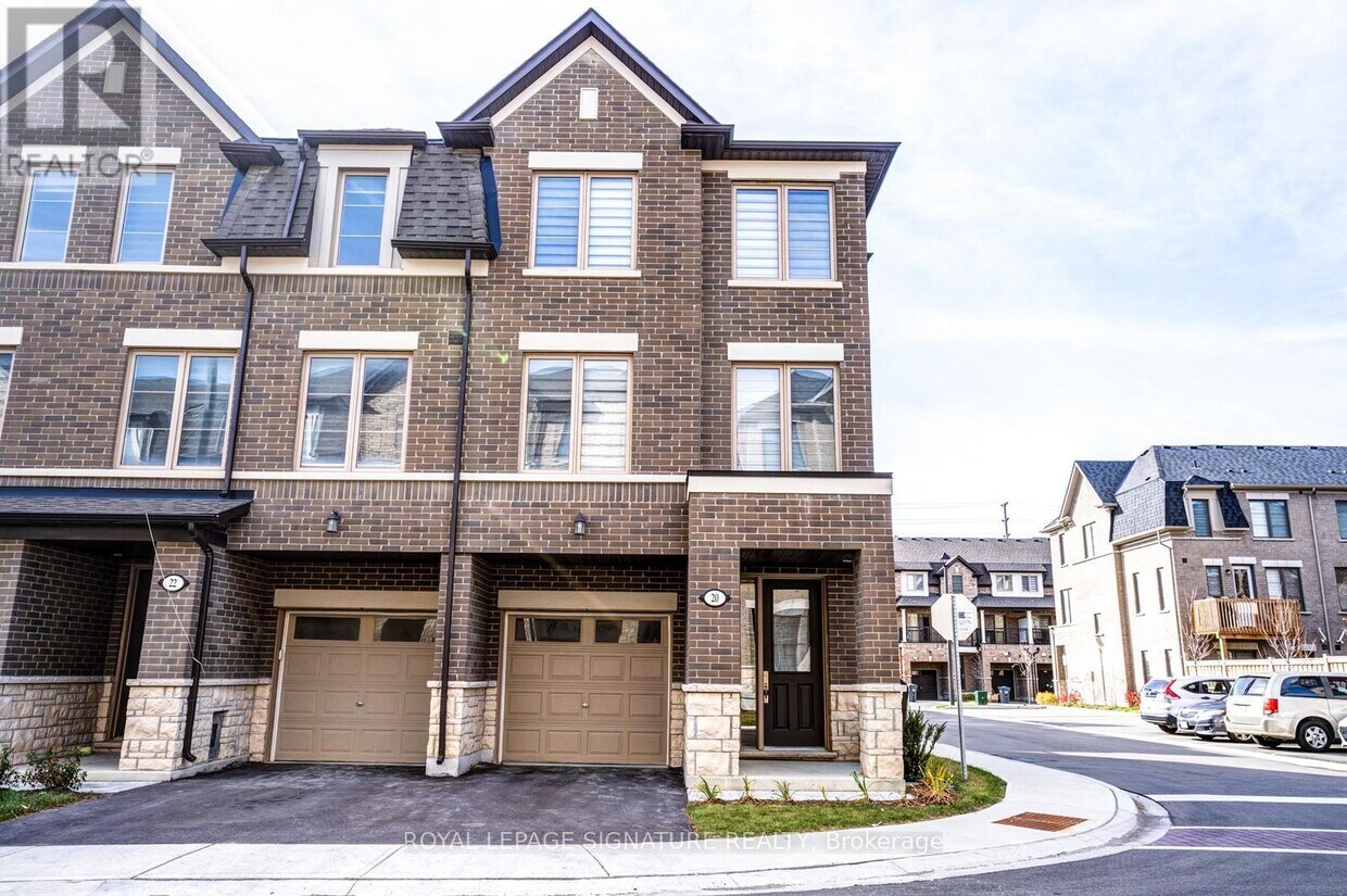 Primary Photo - 20 Lavinia Rd