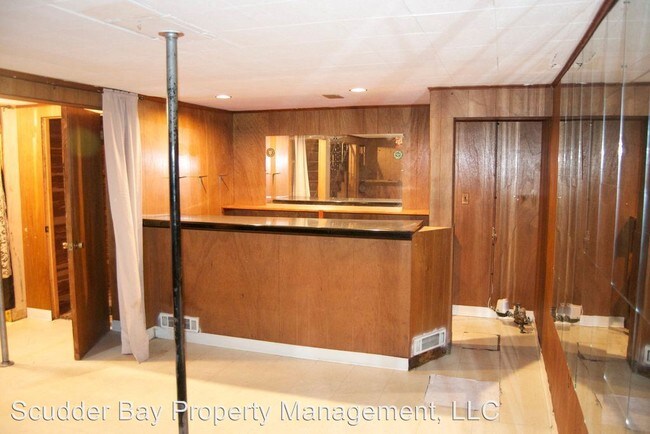 Foto del edificio - 118 Byron Ave