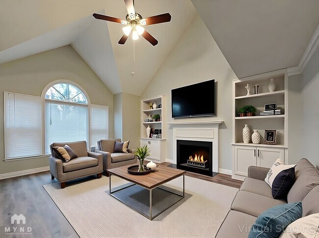 Foto del edificio - 4648 Forest Highland Dr