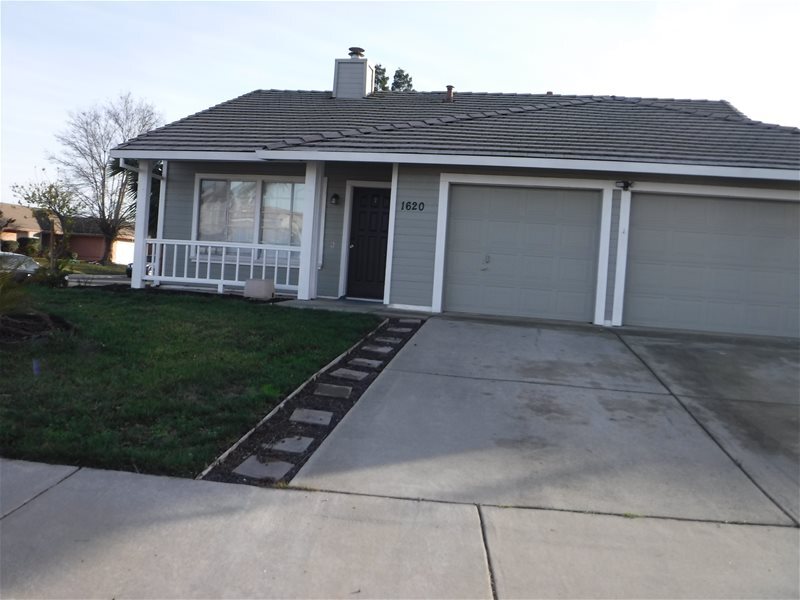 1620 Pebble Beach Dr, Yuba City, CA 95993 House Rental in Yuba City