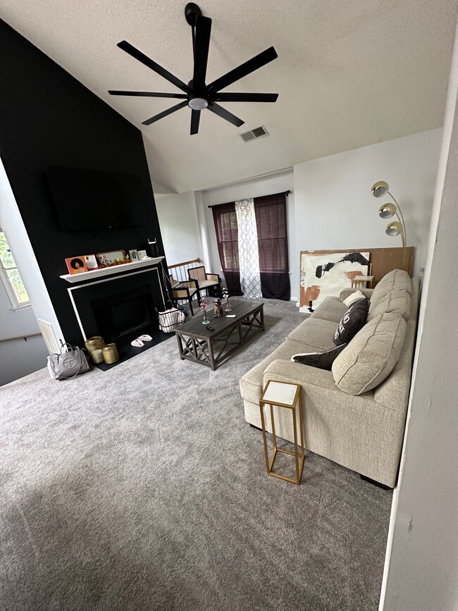 FURNISHED LIVING ROOM - 10 Tamarisk Quay