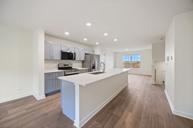 Building Photo - 2463 Bella Dr