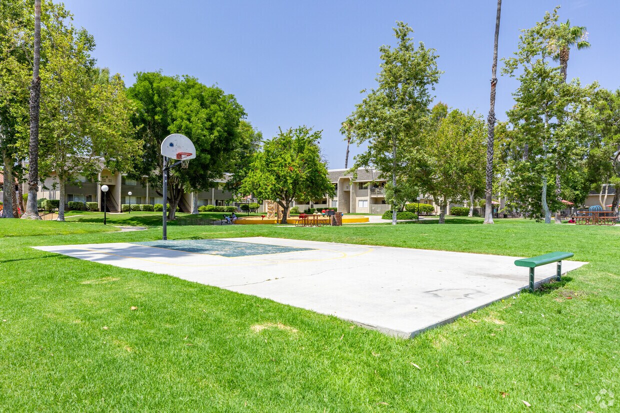 Glenbrook Terrace Apartments Apartments in Escondido, CA Westside