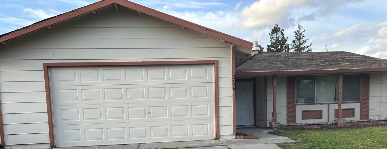 Photo - 5725 Kevinberg Dr (Sacramento, CA)