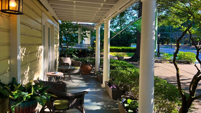 Building Photo - 1710 N State St