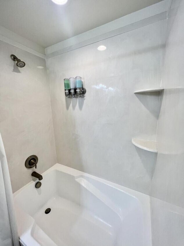 Primary Photo - 1 bedroom in Lindon UT 84042