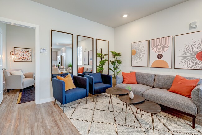 Building Photo - Canvas at Castle Rock