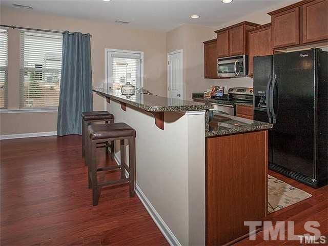 Building Photo - 2147 Sunny Cove Dr