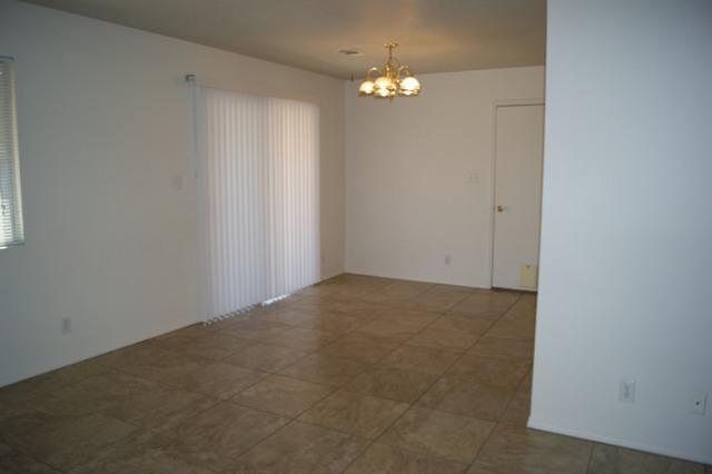 Building Photo - 7324 Syr Dr NE