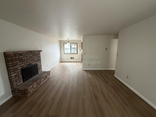 Photo - 242 NE 143rd Ave Townhome
