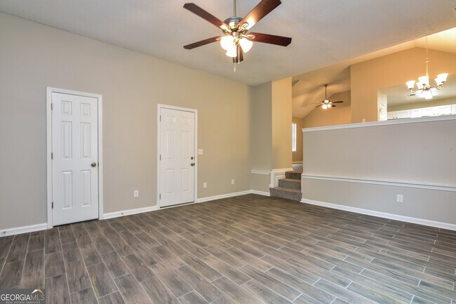 Foto del edificio - 2531 Willenhall Way