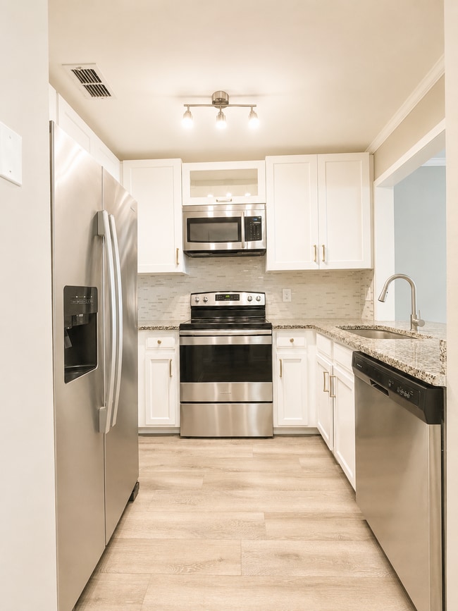 Building Photo - 8380 Argyle Corners Ct