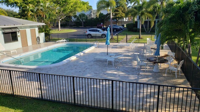 Building Photo - 2920 Florida 212 Blvd