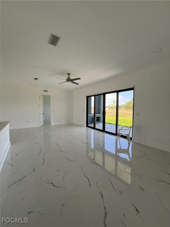 Foto del edificio - 2716 NW 22nd St