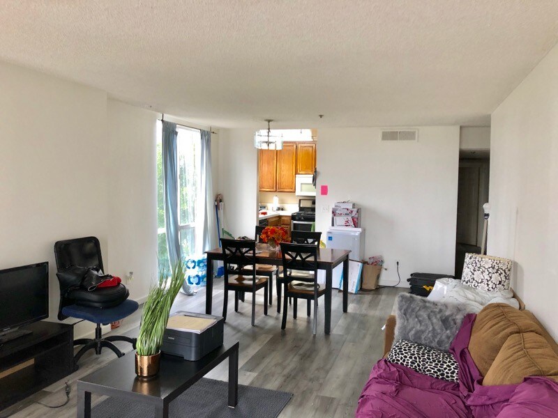 Foto principal - 505 Glenrock Ave