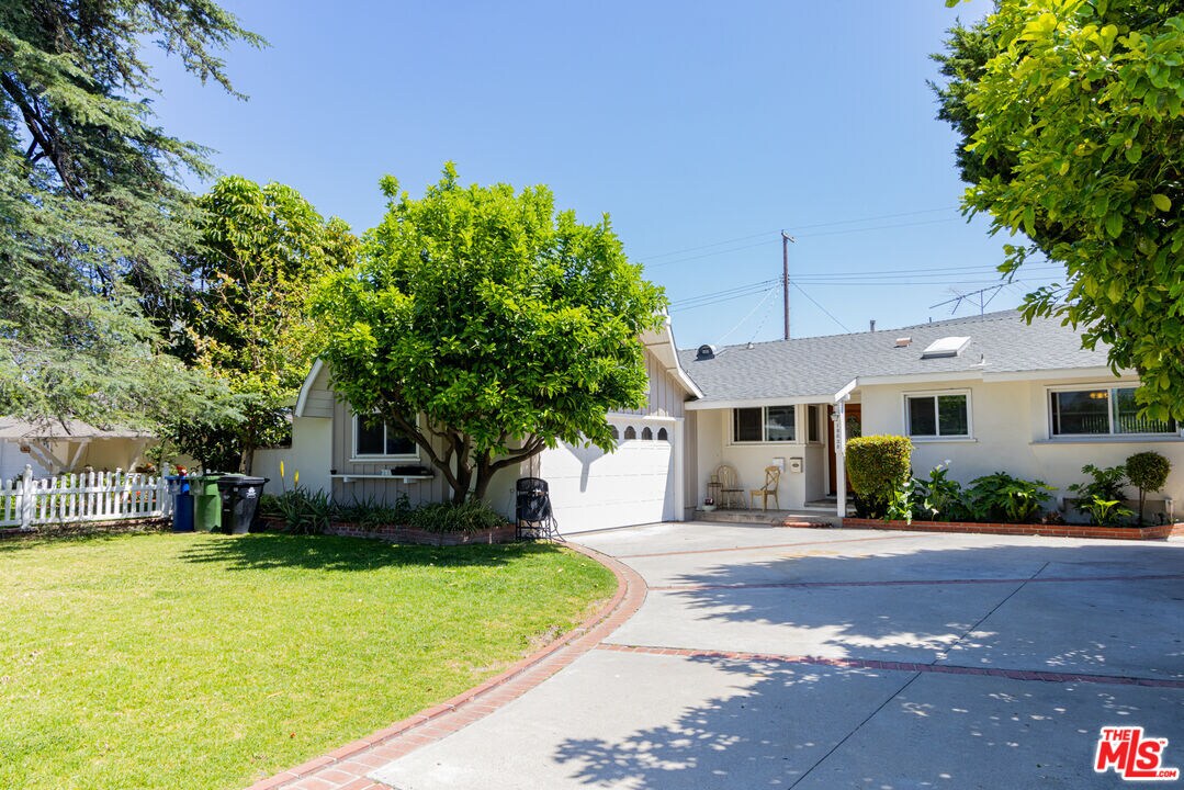 18638 Liggett St, Los Angeles, CA 91324 House Rental in Los Angeles