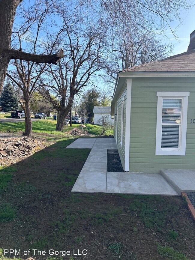 3 br, 1 bath House 104 Third Street House Rental in Moro, OR