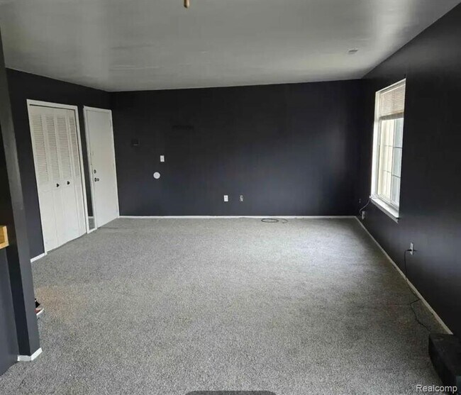 Building Photo - 51166 Johns Dr
