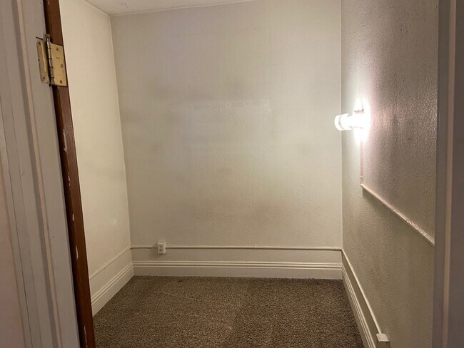 Foto del edificio - 212 11th Ave NE