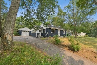 Building Photo - 67 Cutts Rd