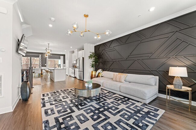 Building Photo - Welcome to your dream townhome - Spacious ...